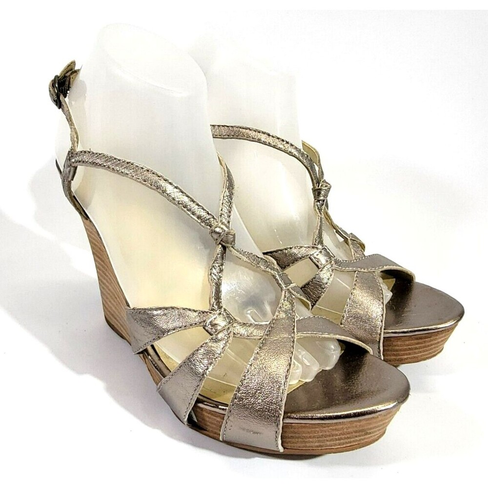 Seychelles Women's Size 8.5 Silver Leather Strappy Wedge Heels Pumps Strappy EUC